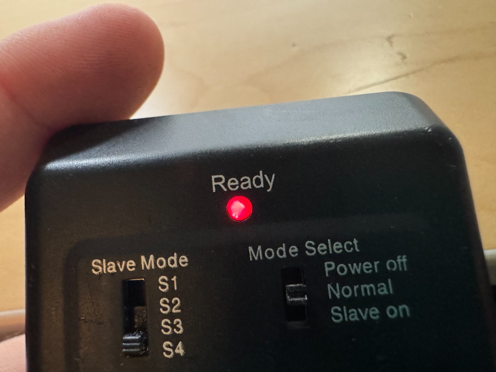 [TESTED] Vivitar VIV-SF-3000 Battery Powered Camera Flash Attachment