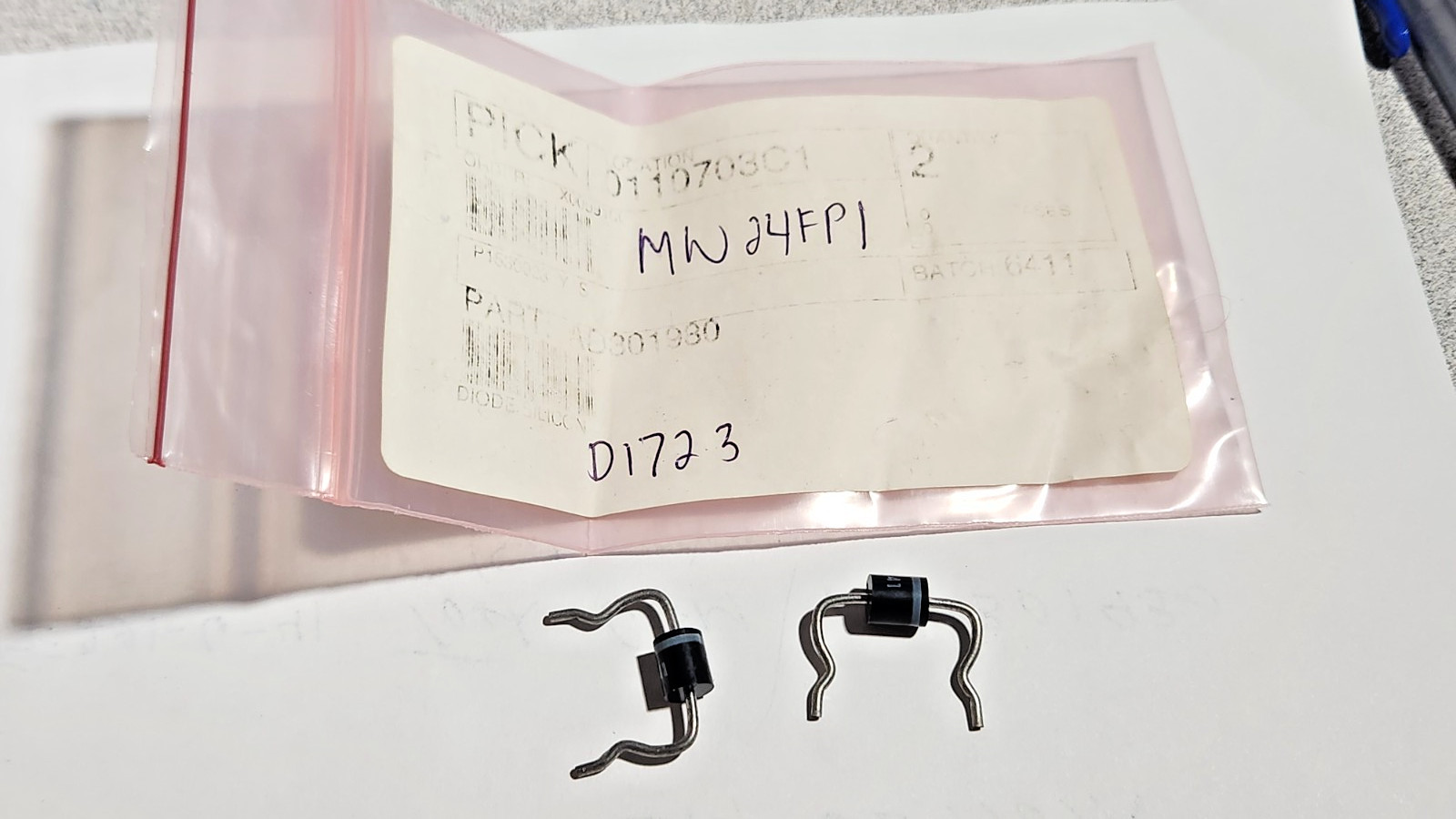 SET OF 2 DIODES FE201-6-41 TOSHIBA OEM AD301930 USED IN VARIOUS APPLICATION