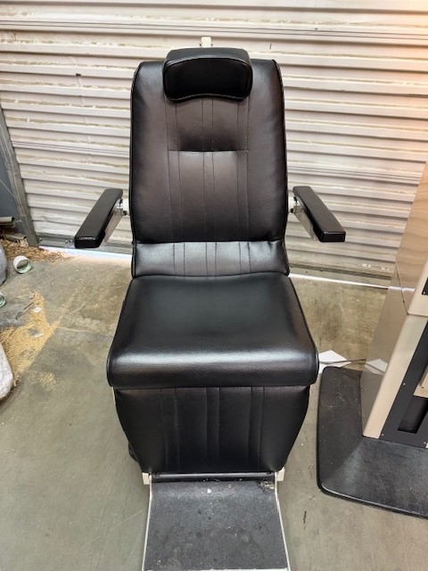 Marco Tilt Chair with Marco Deluxe Stand-Good Condition!