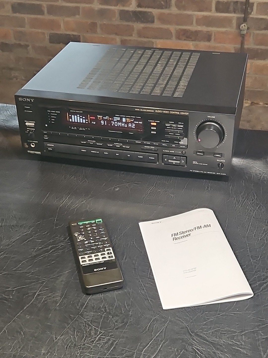 **SEE VIDEO** Sony STR-AV970X FM Stereo/FM-AM Receiver, Japan
