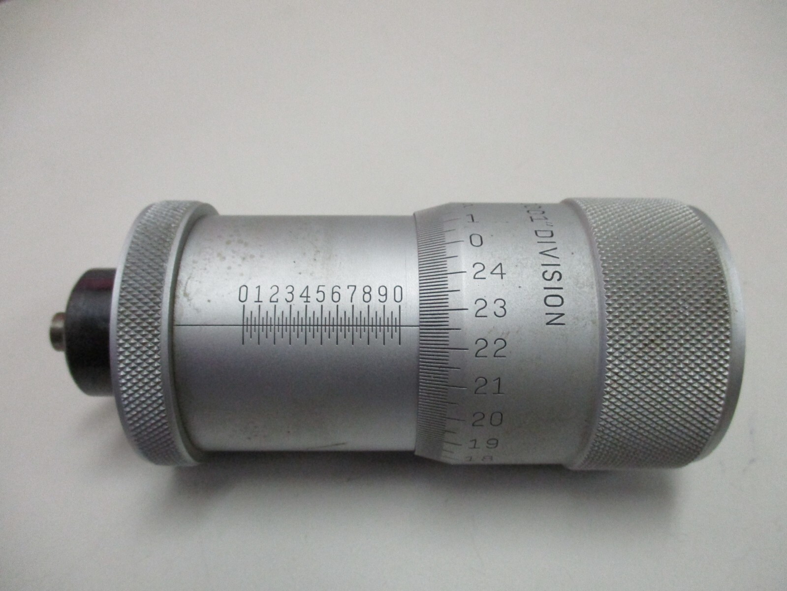 L.S. STARRETT Model T465 Direct Reading Micrometer Head