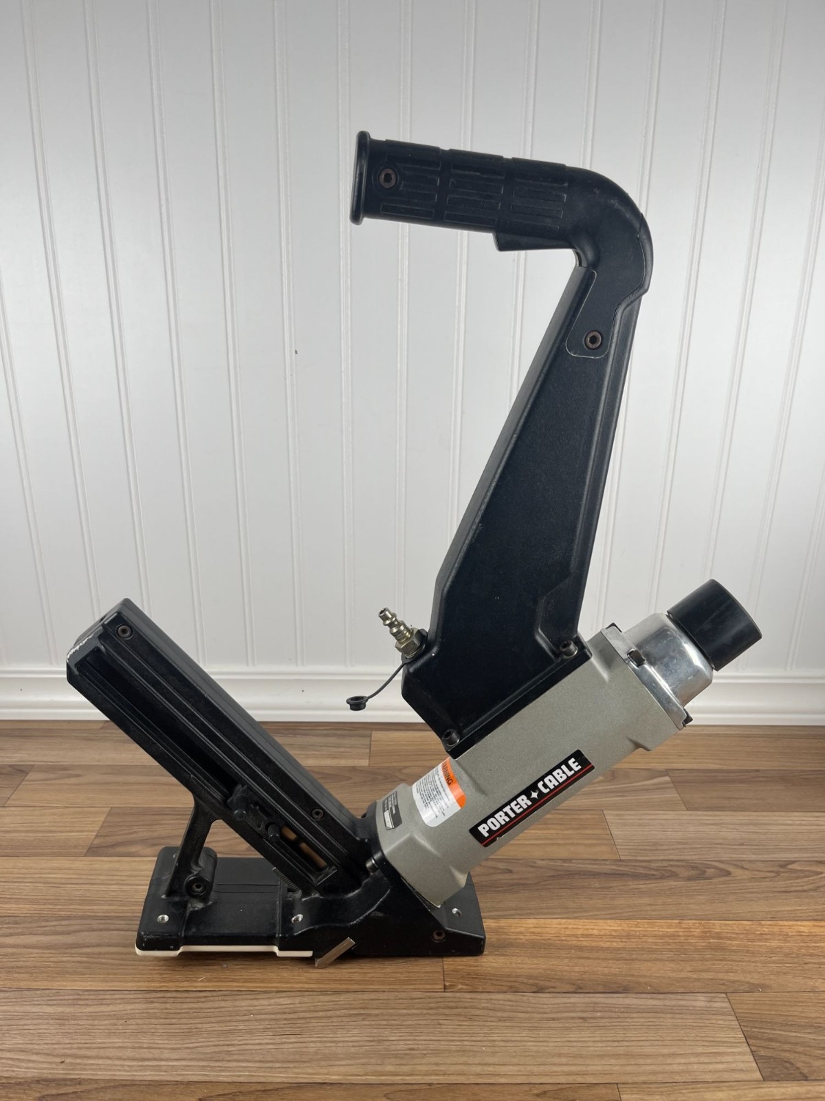 Porter-Cable FCN200 Pneumatic Hardwood Flooring Cleat Nailer Used