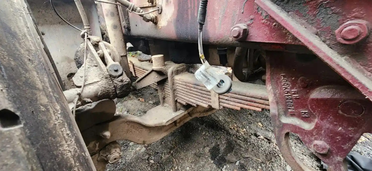 (Used) 2000 Mack RD688SX, FRONT LEAF SPRINGS Front Leaf & Springs  P-46349