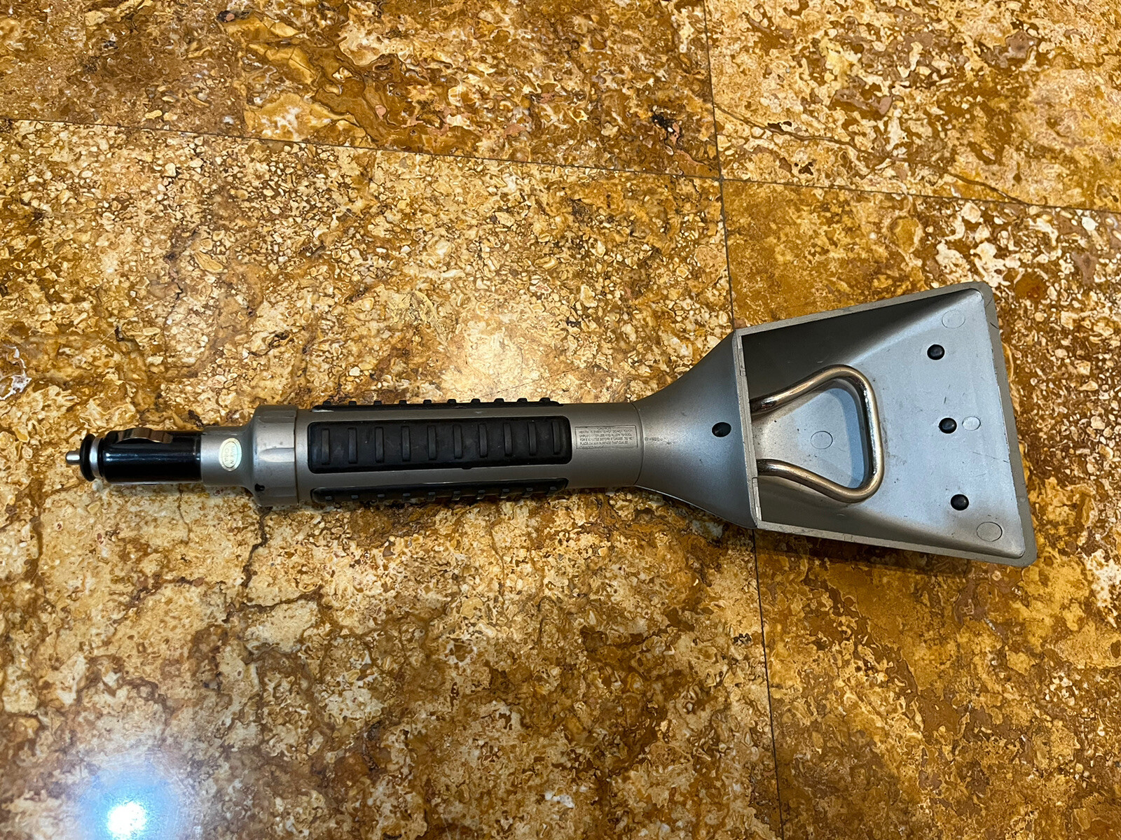 ❄️ Brookstone heated electric windshield snow ice scraper car (Classic Model)