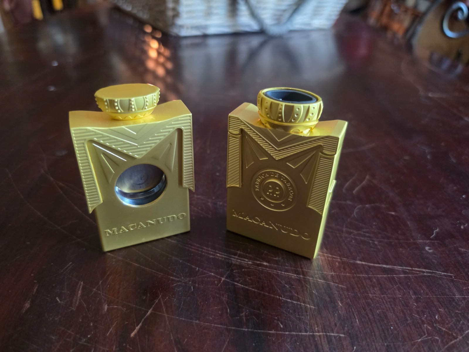 Macanudo Quad Flame Torch Lighter & Macanudo Guillotine Cutter. 2 Pieces. NEW!