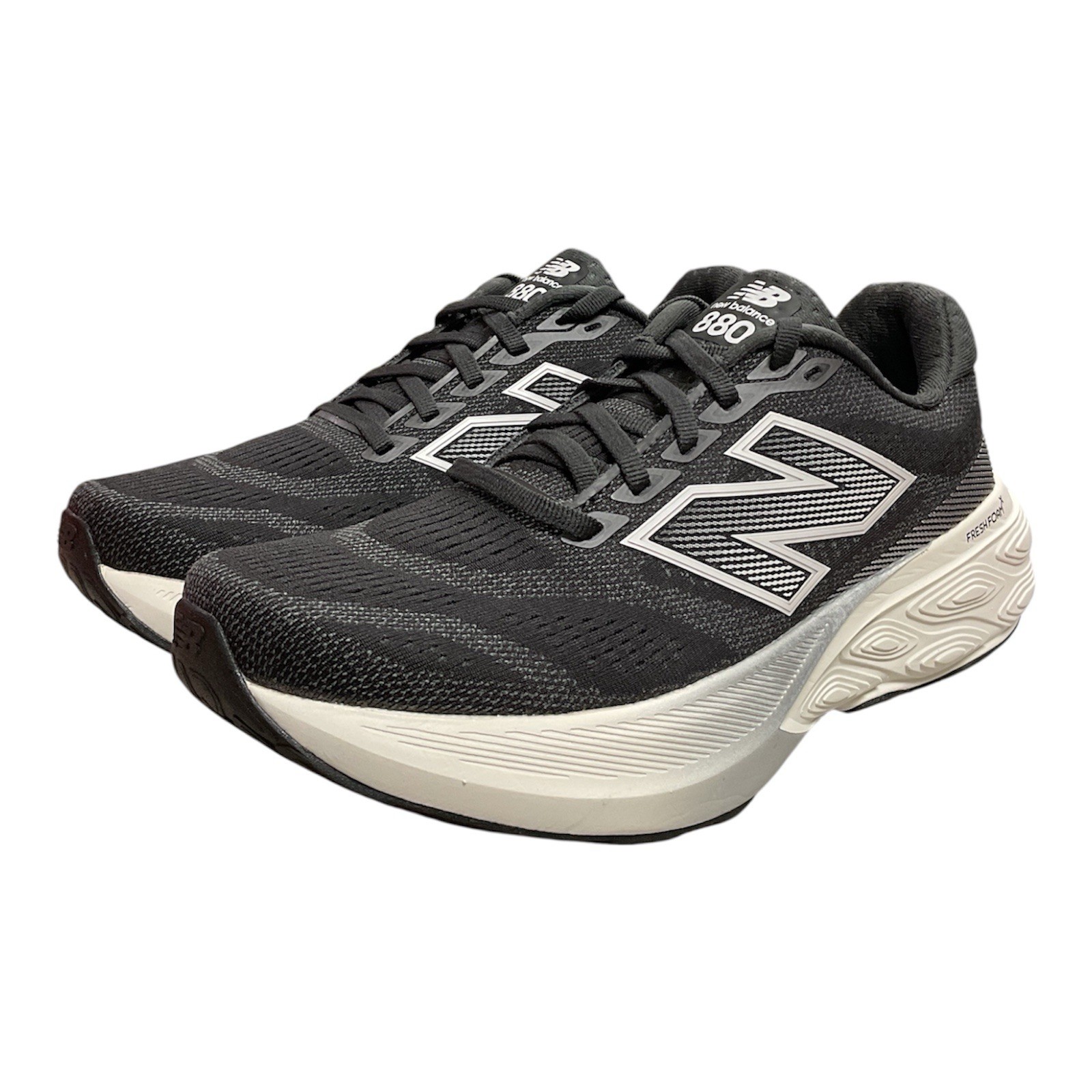 New Balance Fresh Foam X 880V15 Womens Size 8 Black White W880H15