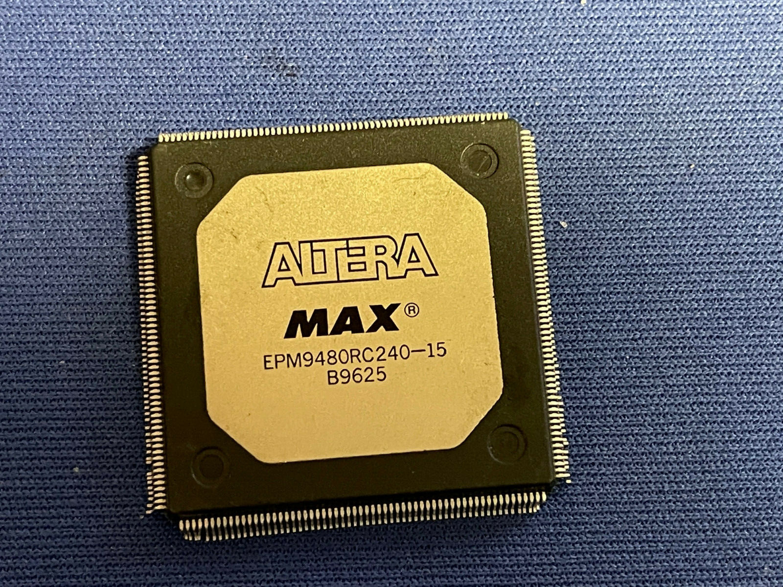 EPM9480RC240-15 QFP ALTERA MAX NEW W/LABELS LAST ONES ORIG TRAYS QTY-1