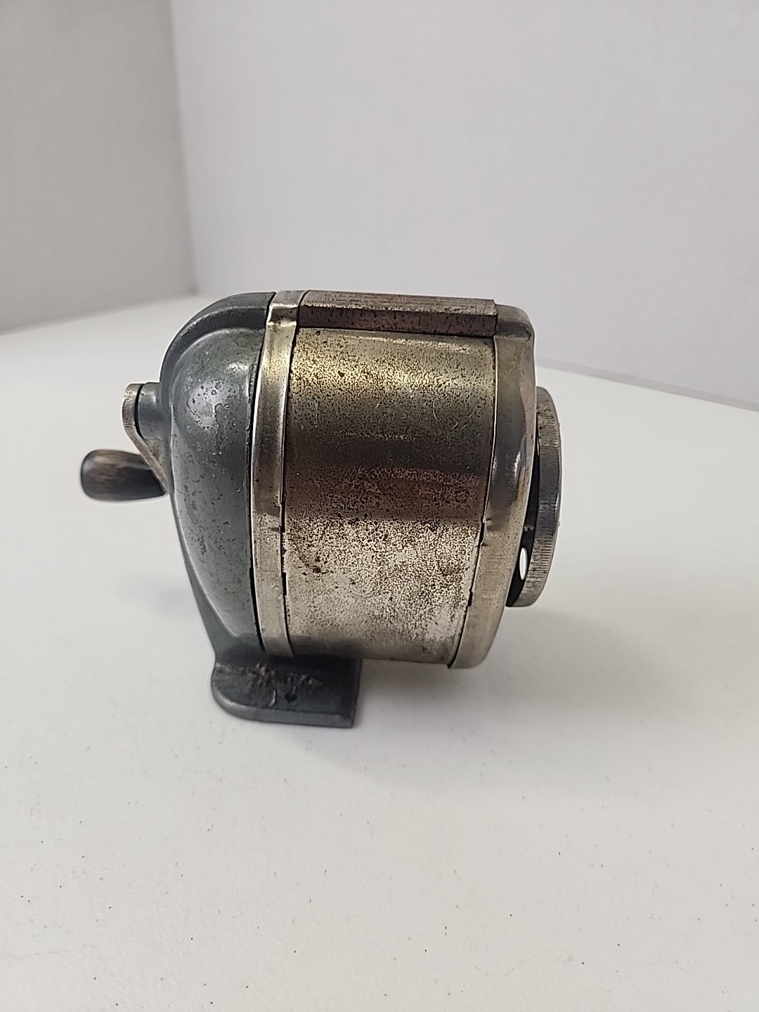 Vintage BOSTON KS 8 Hole Manual Pencil Sharpener - Desk, Wall