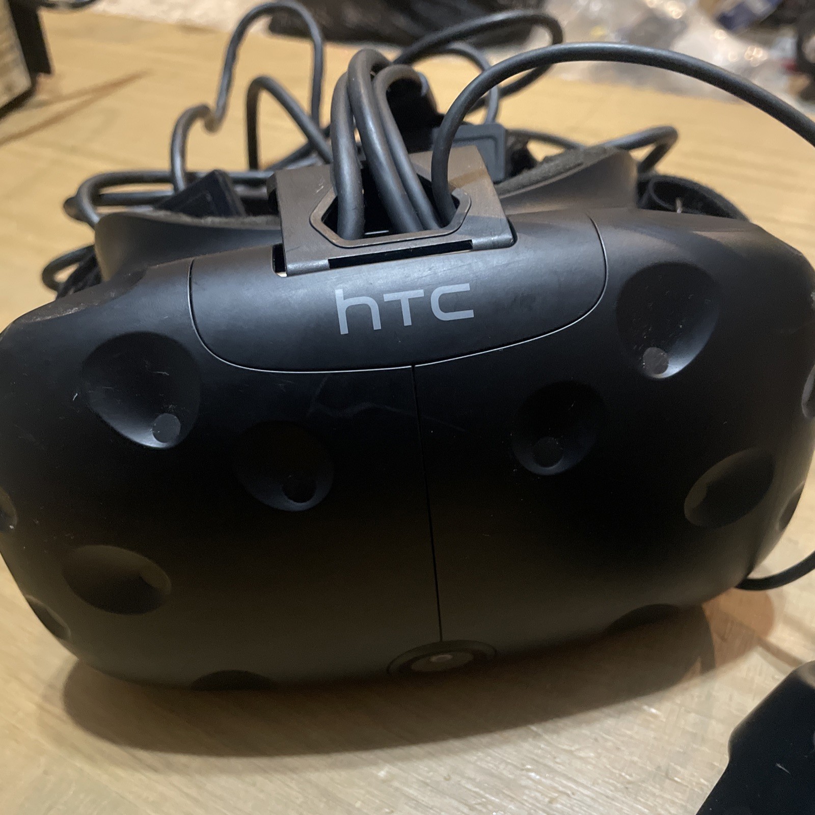 VR Headset - Original HTC Vive with controller