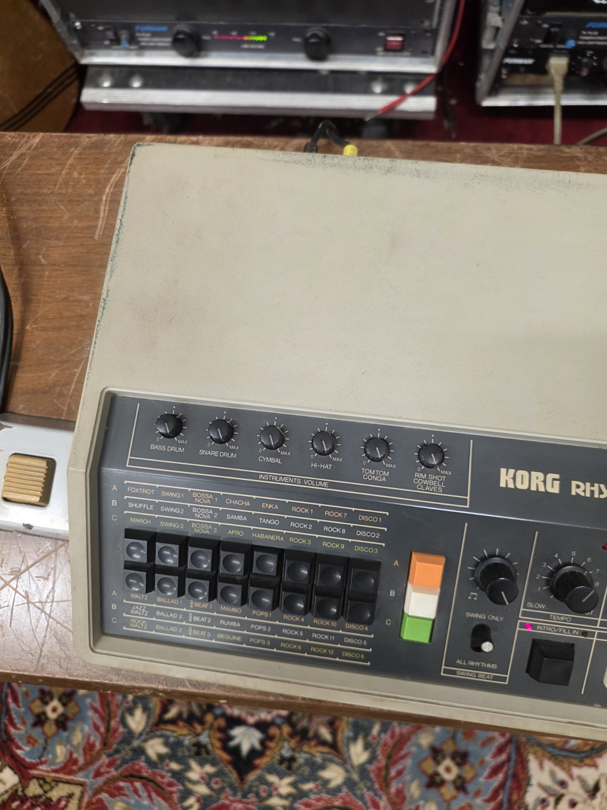 Korg KR 55 Drum Machine w Original Footswitch
