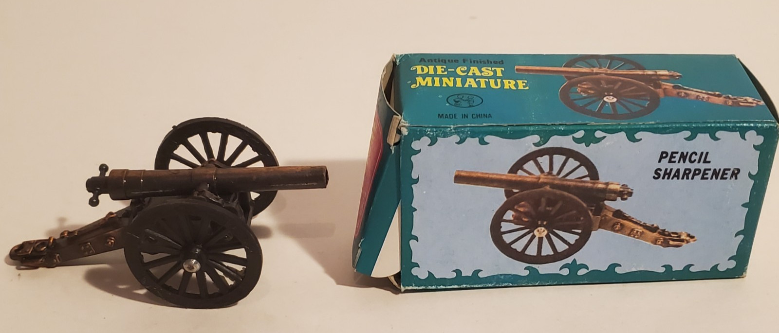 HISTORICAL SMALL CANNON REPLICA FIGURAL DIECAST COPPER METAL PENCIL SHARPENER