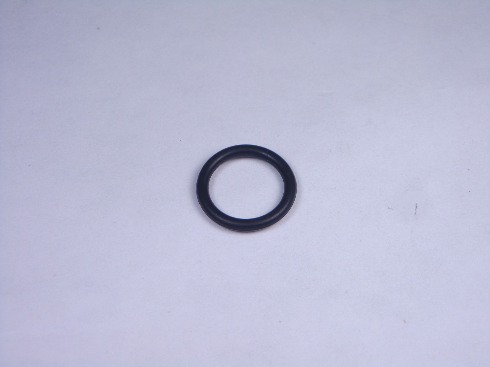 Lot of 25 M83248/1-906 MIL O-Rings for 3/8" Tube Size NOS