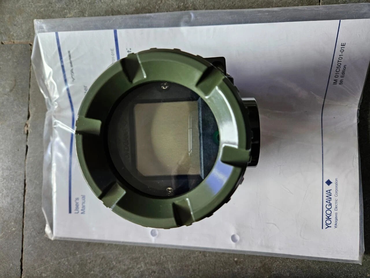 NEW Yokogawa YTA110 EA2DB Temperature Transmitter 0 to 200 Degree