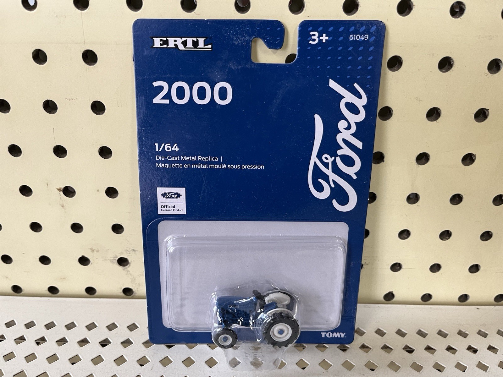 1/64 Ford 2000 Wide Front Tractor