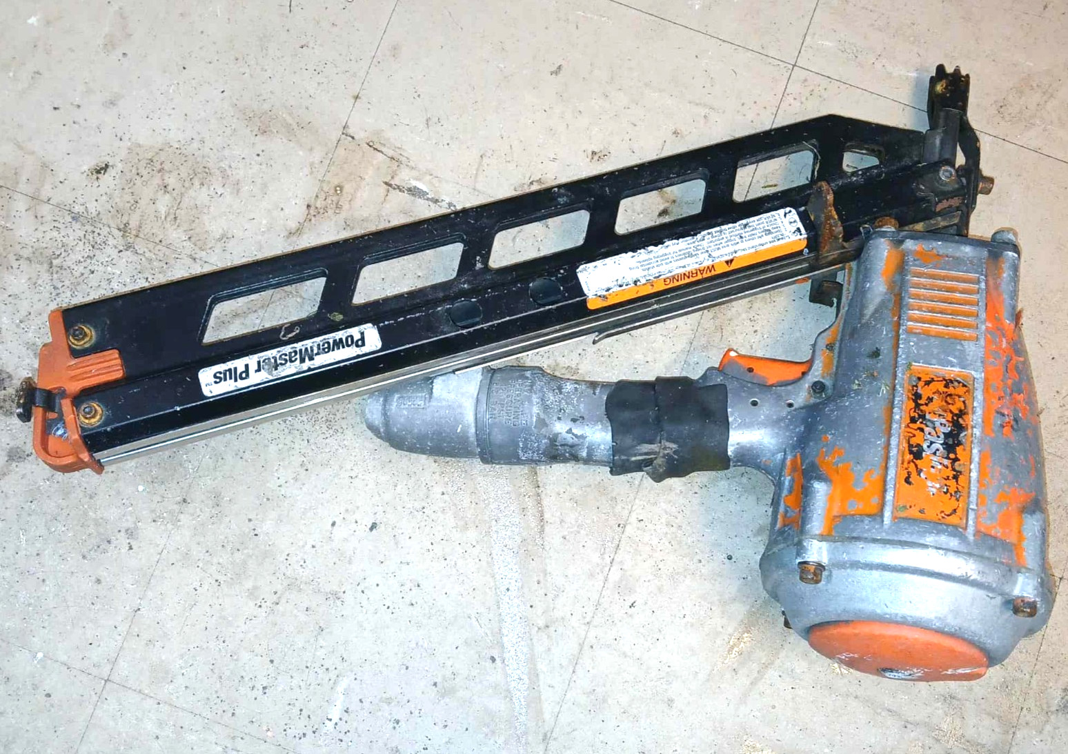 Paslode F350S 3-1/2" 30 Degree PowerMaster Plus Clipped Head Framing Nailer