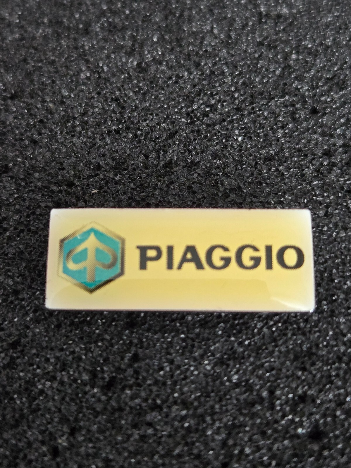 ➔ PIAGGIO ➔ Pin/Pins *From Collection* 18429