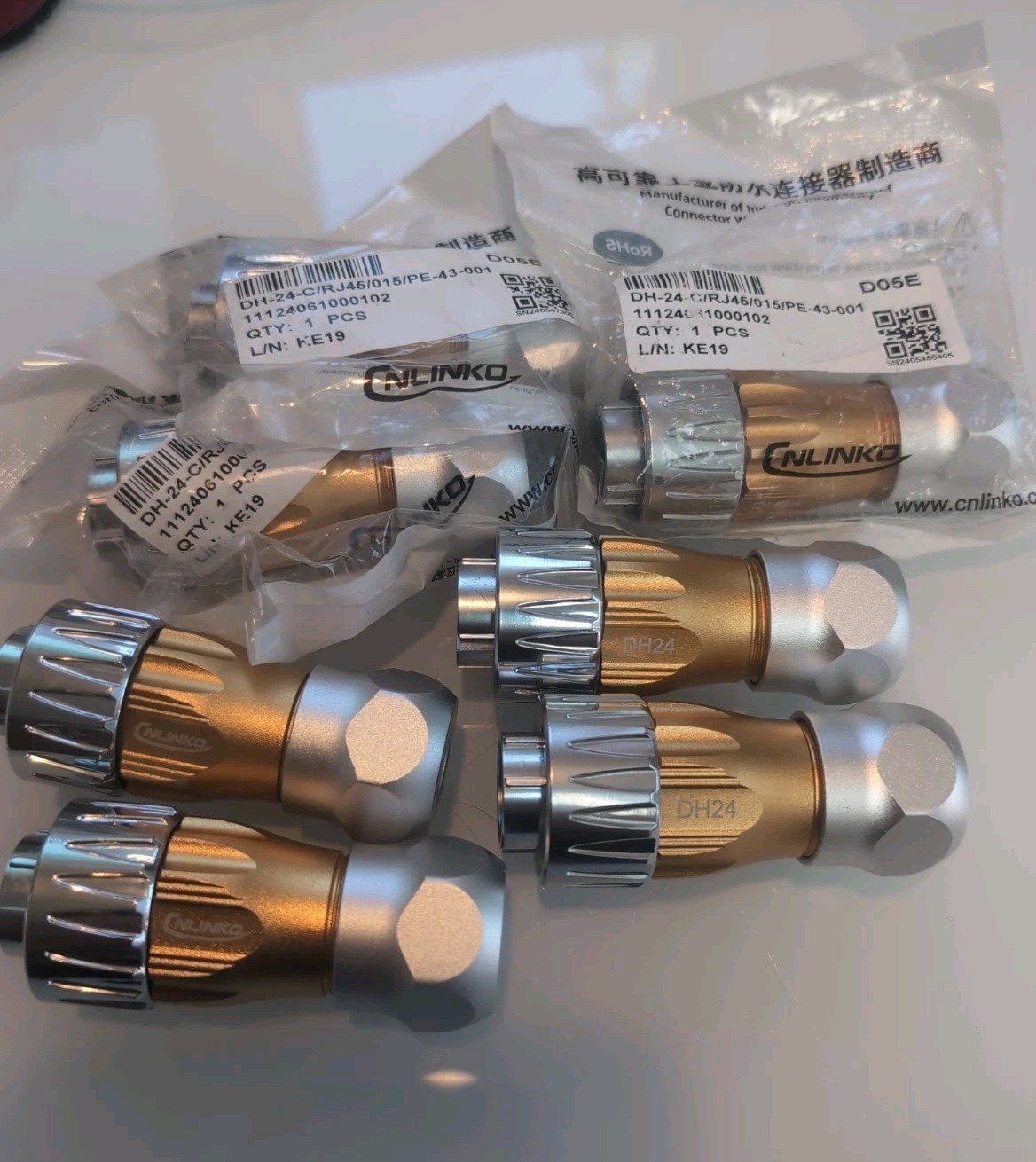 Lot Of 7 Cnlinko DH-24-C/RJ45/015/PE-43-001 Plug