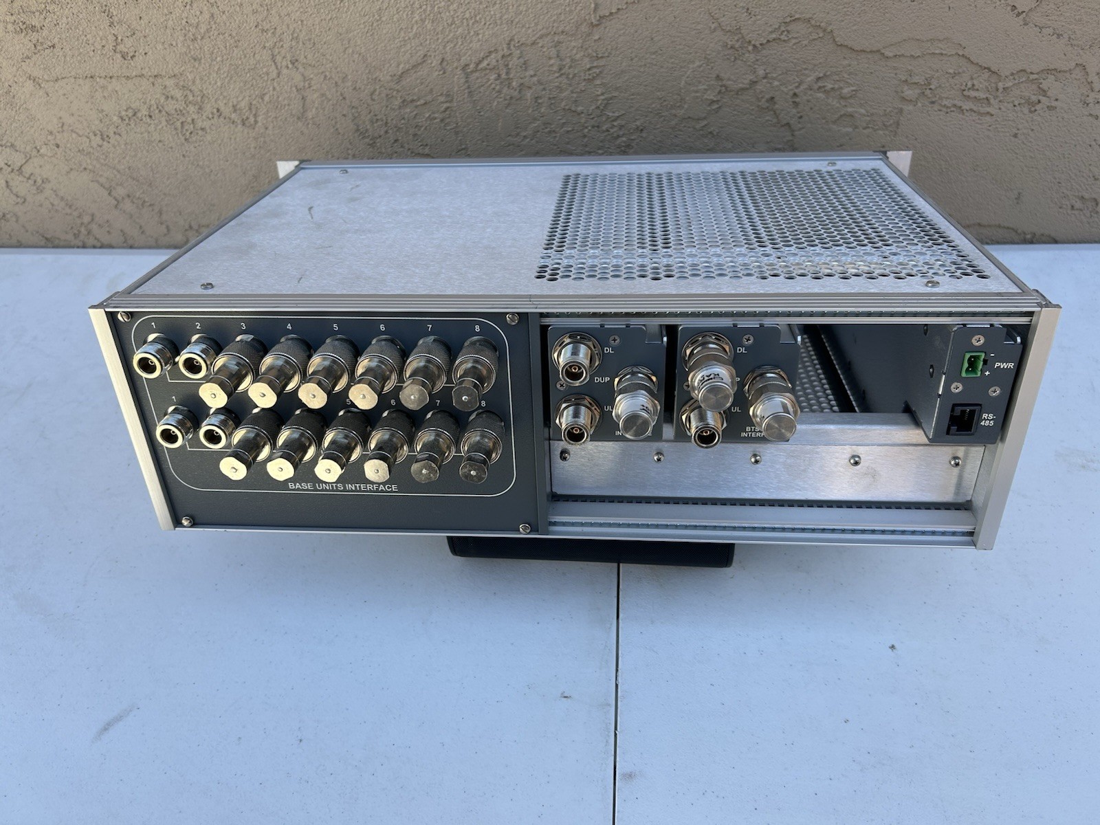 Corning MobileAccess Radio Interface Unit (RIU) Rackmount Module