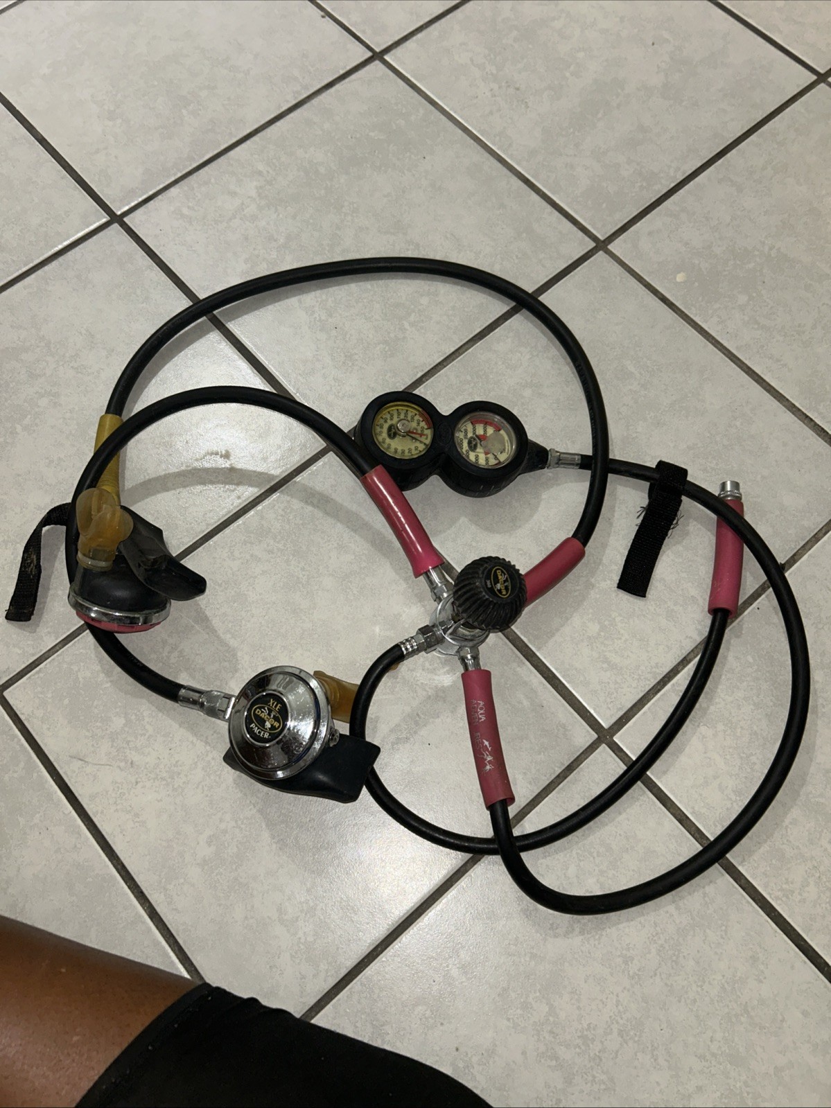 VTG DACOR XLE PACER 360 SCUBA DIVING REGULATOR SET (LOOK)