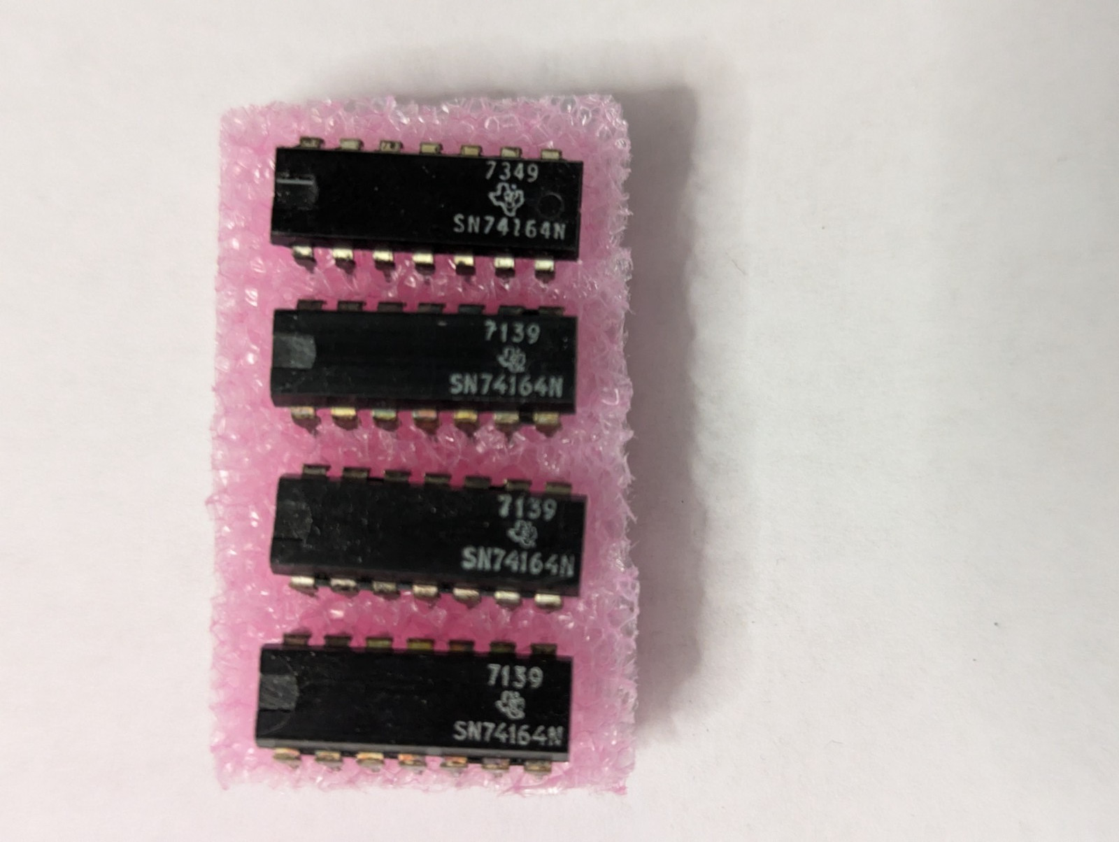 4PCS SN74164N 8-Bit Parallel-Out Serial Shift Registers 74164 54164