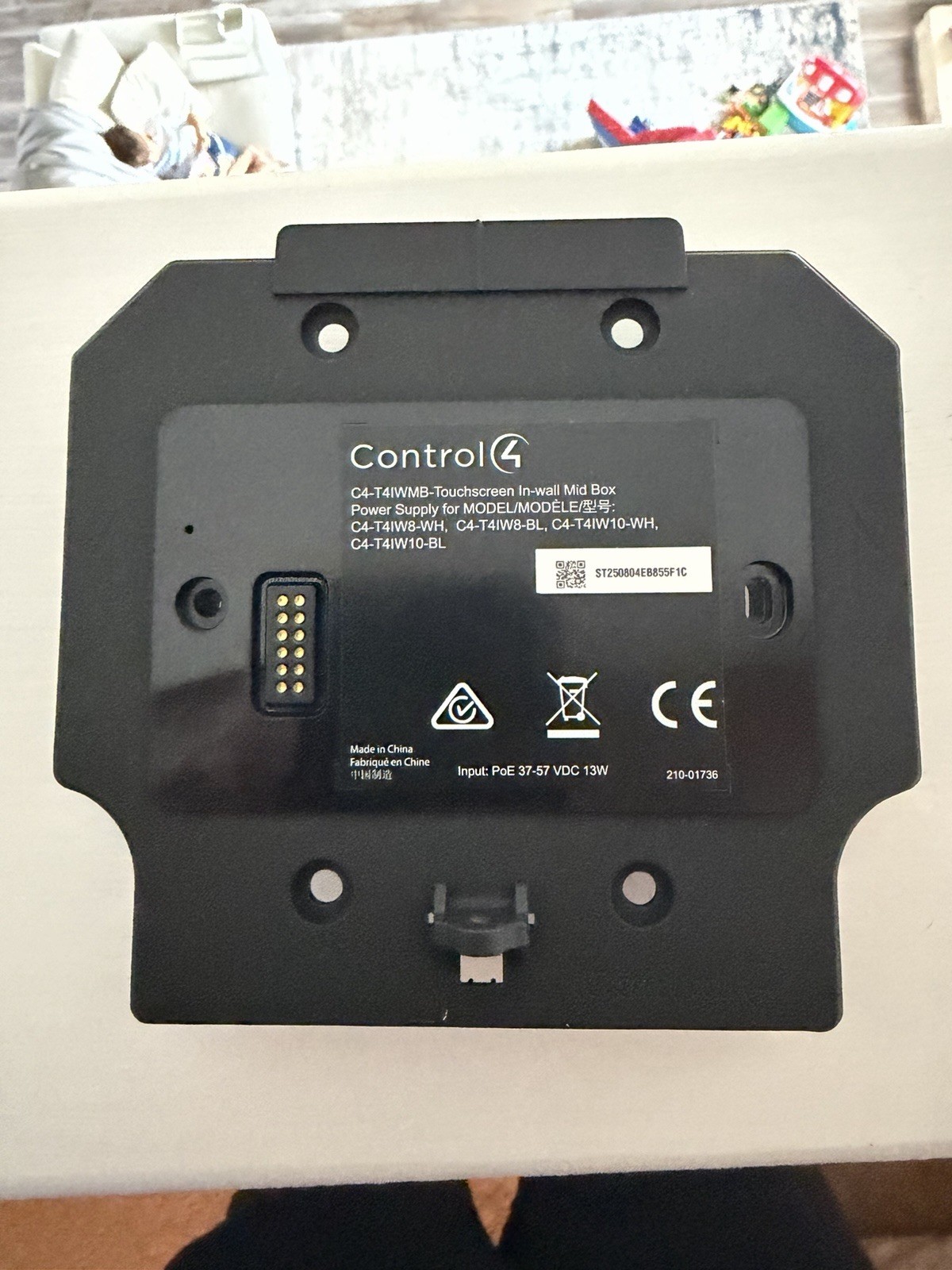 Control4 C4-T4IWMB-AC AC-Powered Mid-Box