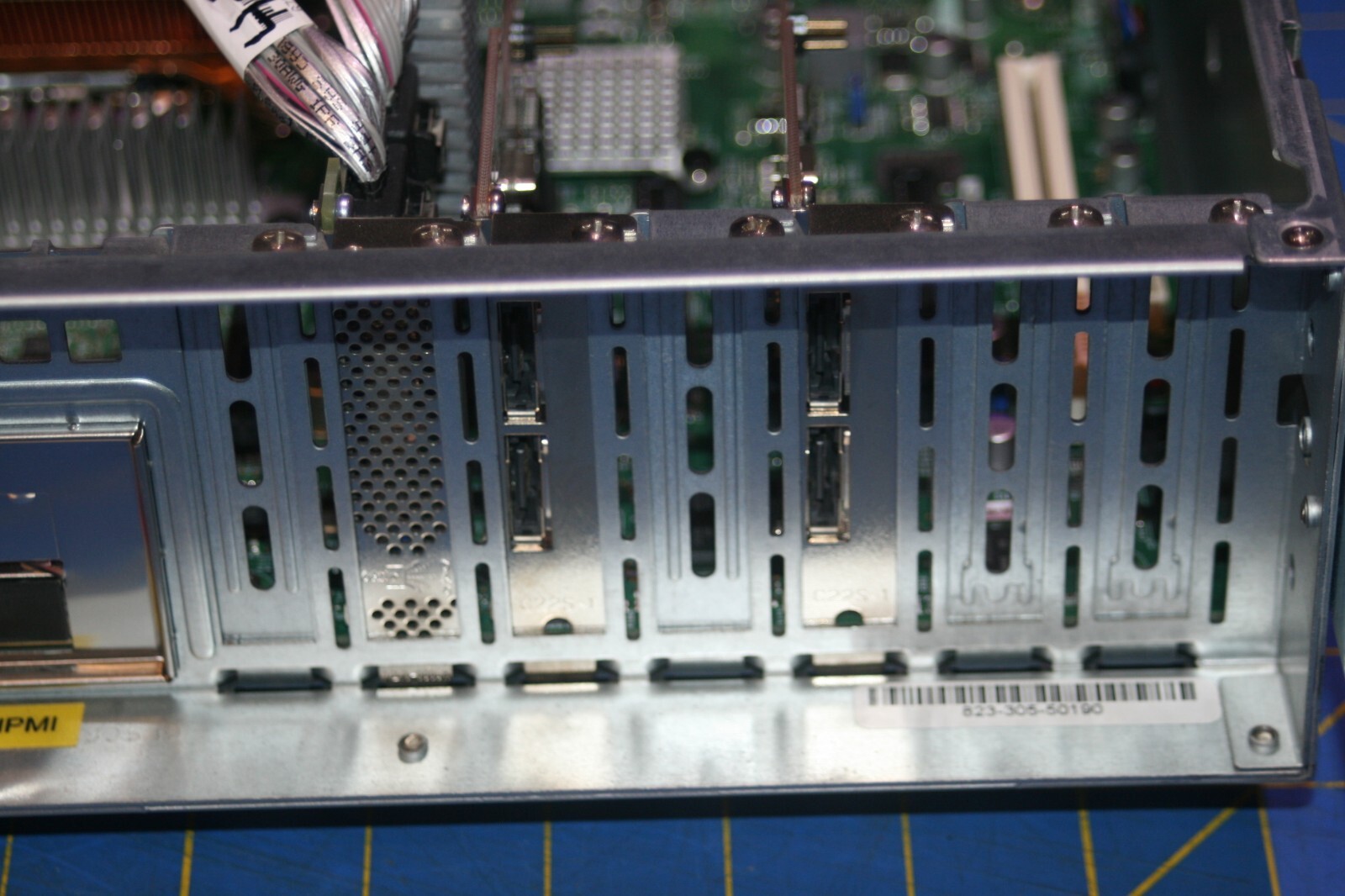 Unitrends Recovery-823 Rack Appliance Disk Array Xeon 2.67GHz