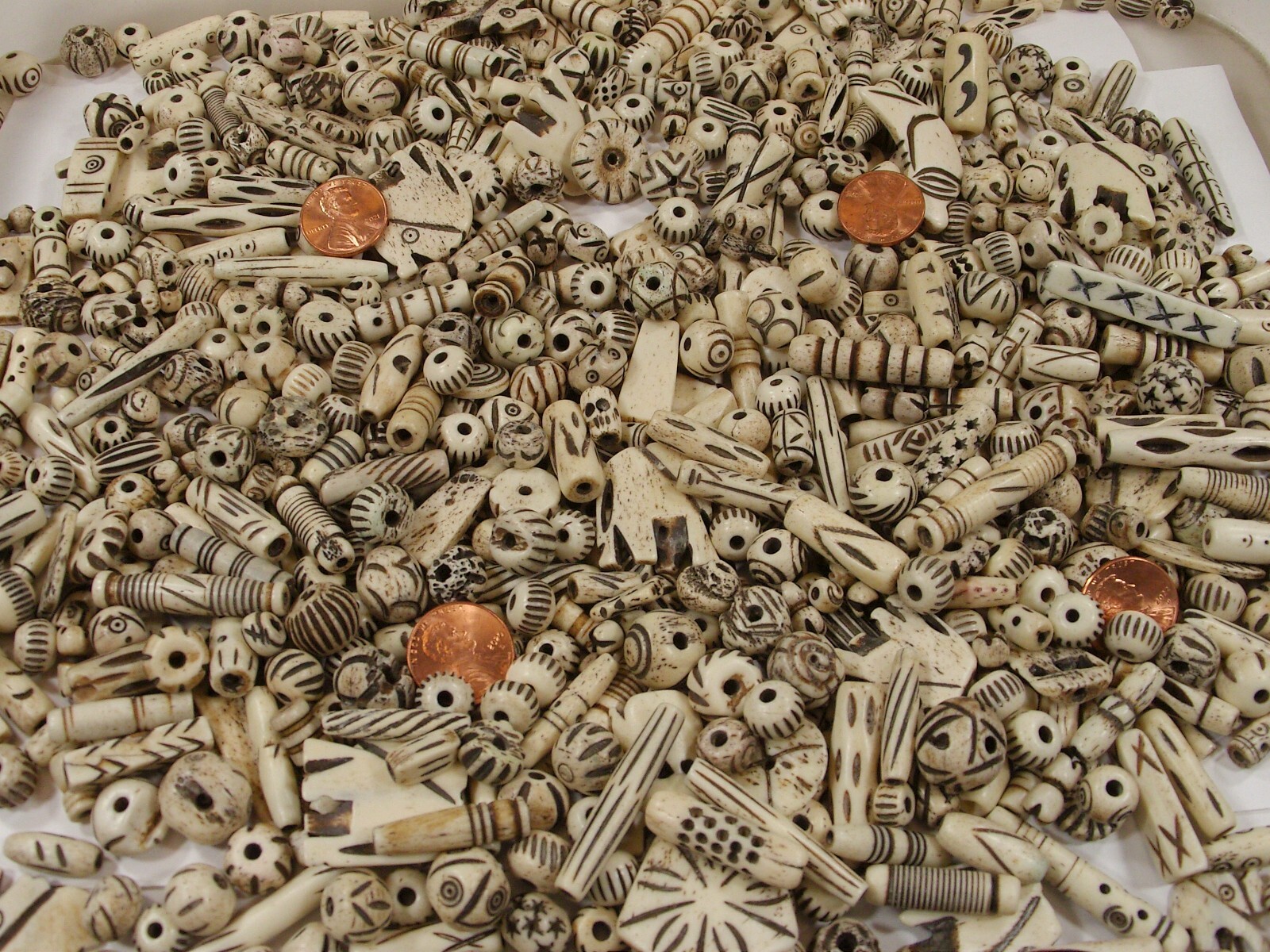 4 Pounds Assorted Water Buffalo Bone Beads / Scrap Pieces / Left Overs Bulk (Z5)