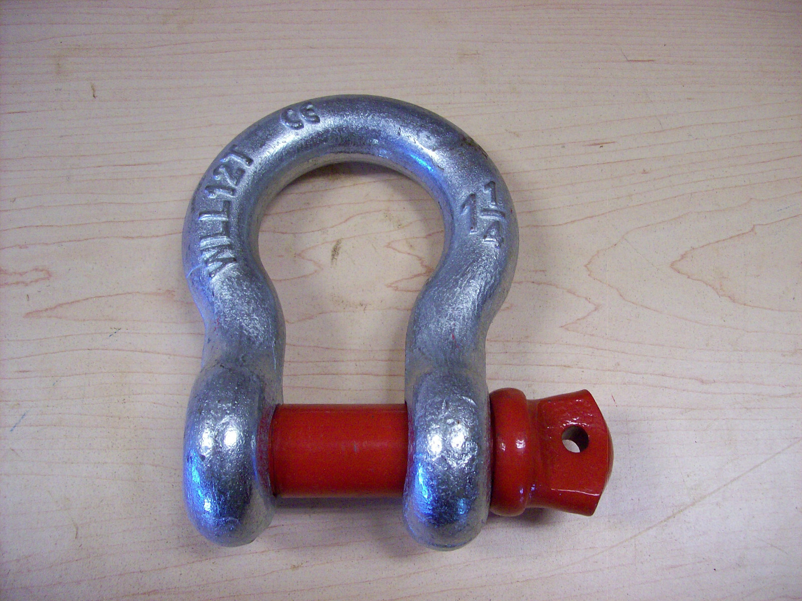 1- 1/4"  screw pin anchor shackle Clevis