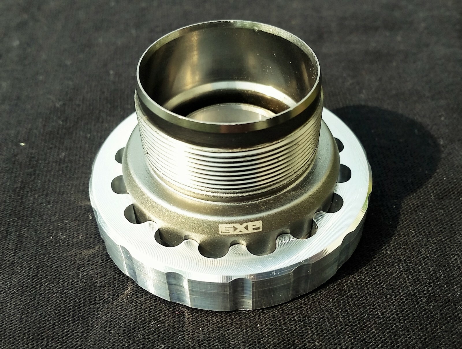 Raceface bottom bracket Socket fits-- GXP, SRAM,Truvative,Shimano GXP BB -Tool