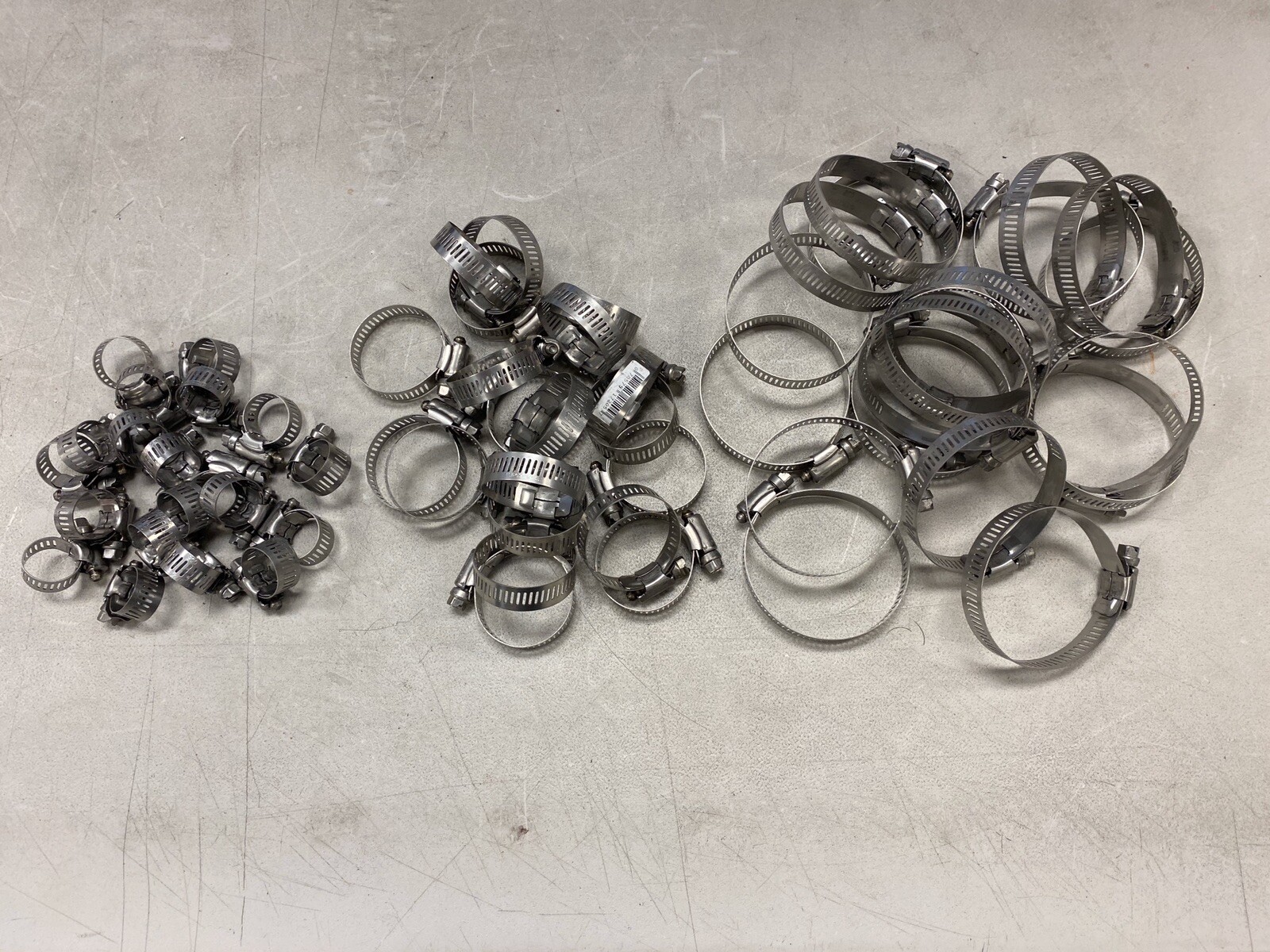 (Lot Of 60) Assorted Everbilt Stainless Steel Adjustable Worm Drive Clamps *NEW*