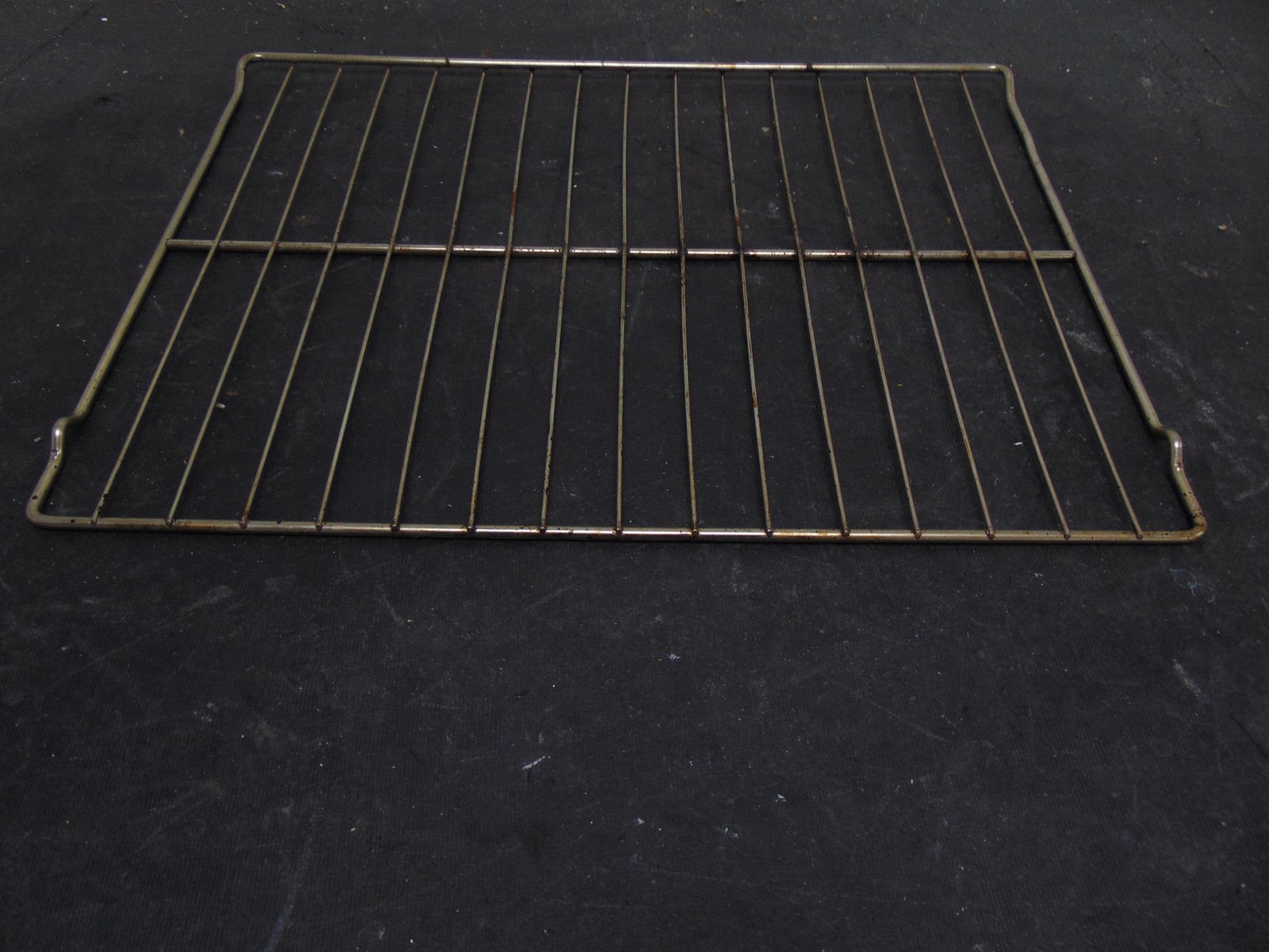 GE Electric Range JBP35DM1BB Rack WB48T10057