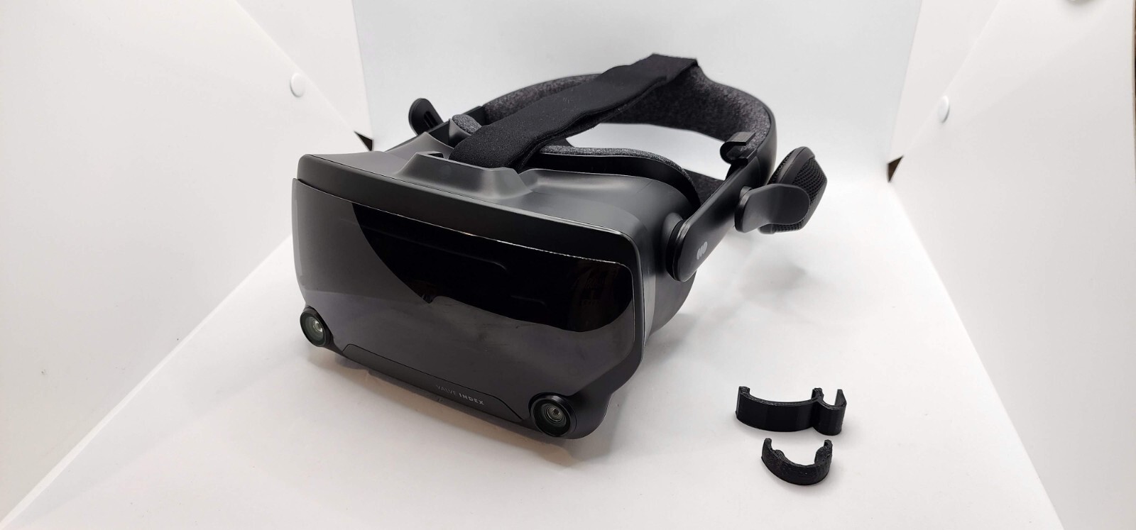 VALVE INDEX VR Virtual Reality HEADSET ONLY + Face Cushion - Light Scuff