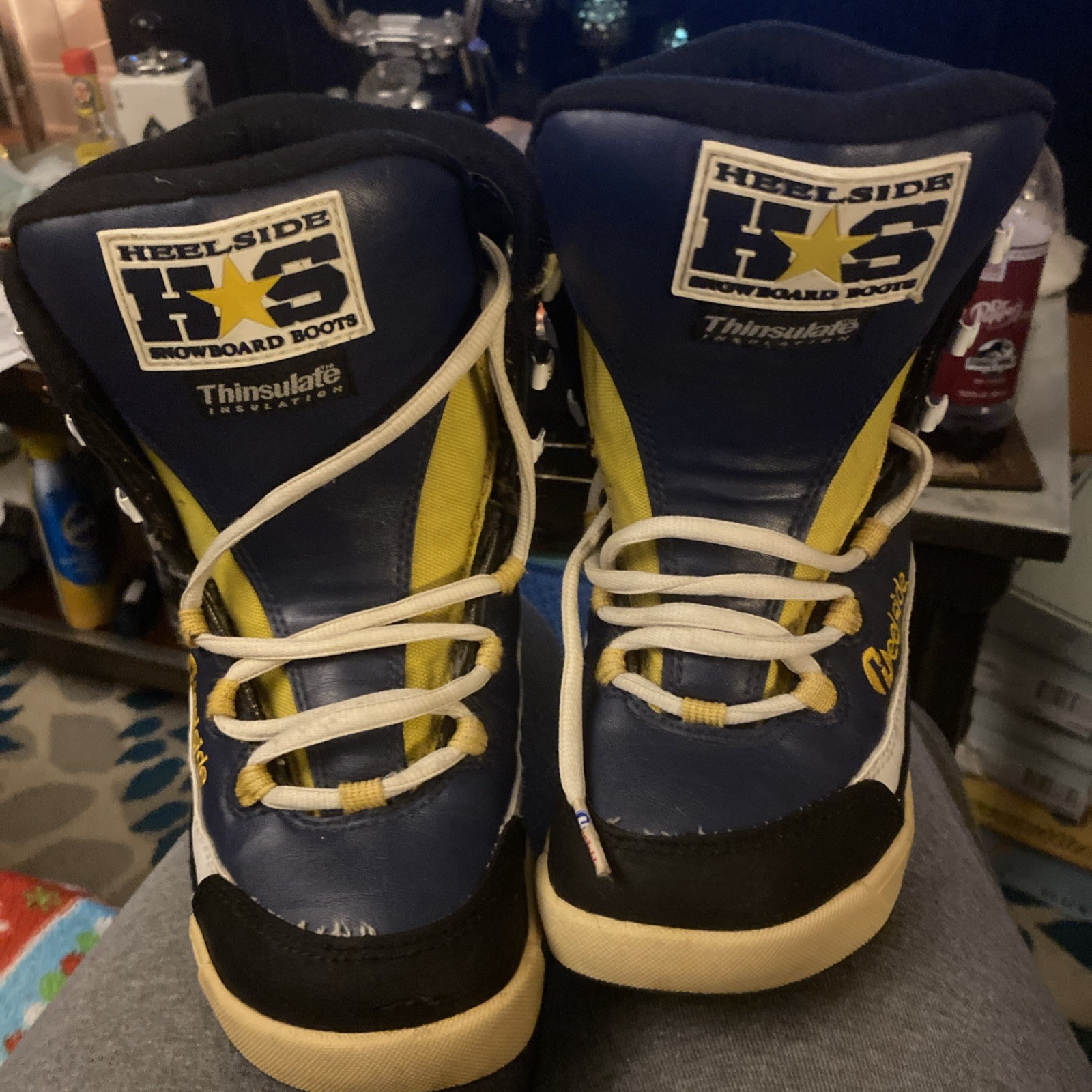 HEELSIDE - SNOW BOARDING BOOTS - SIZE Eu 35.5 Us 4 Blue White