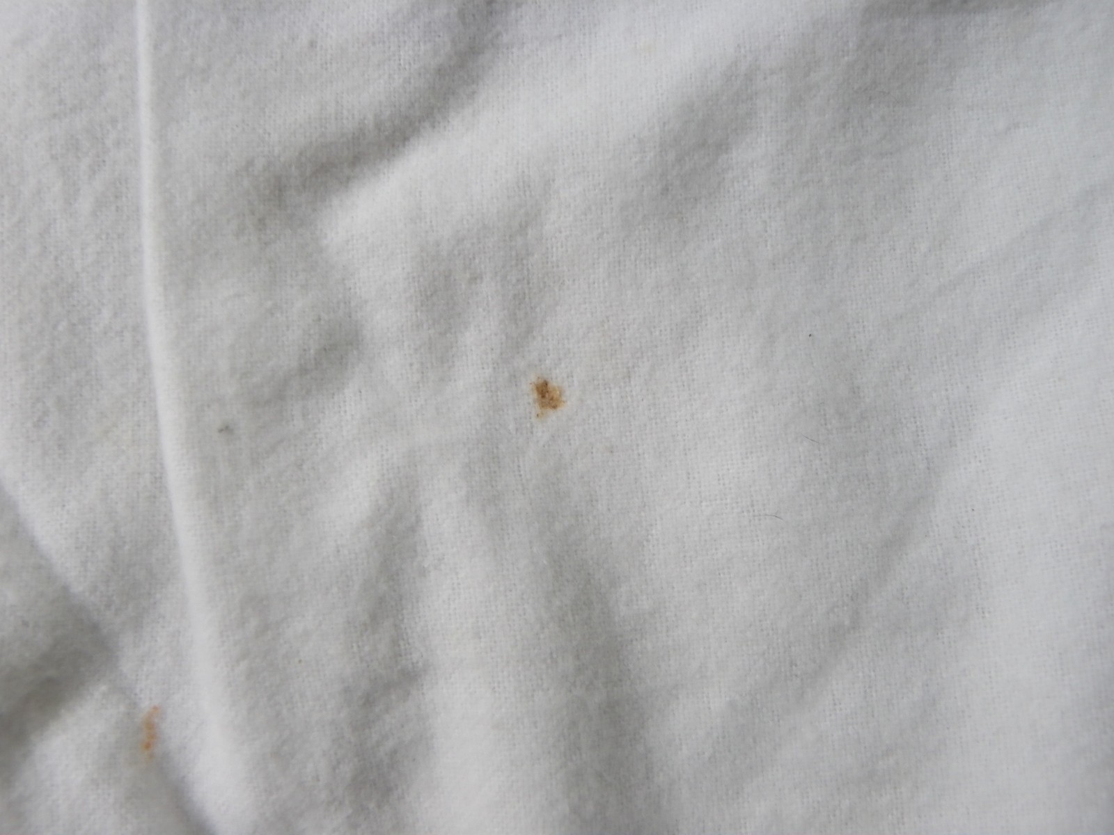 18 1/2" White Flannel Cloth "BCBG Max Azria" Drawstring Bag