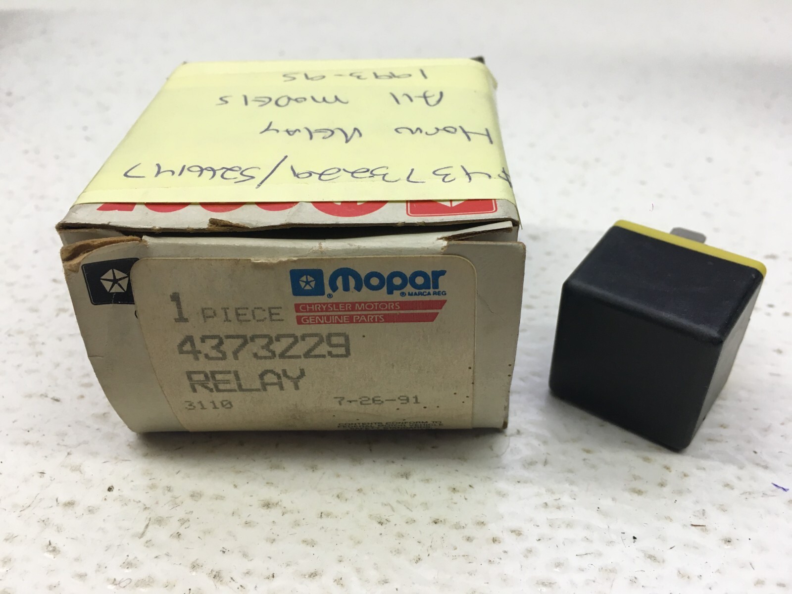 Mopar NOS 1988-95 Plymouth Dodge Chrysler Jeep Horn Relay 4373229