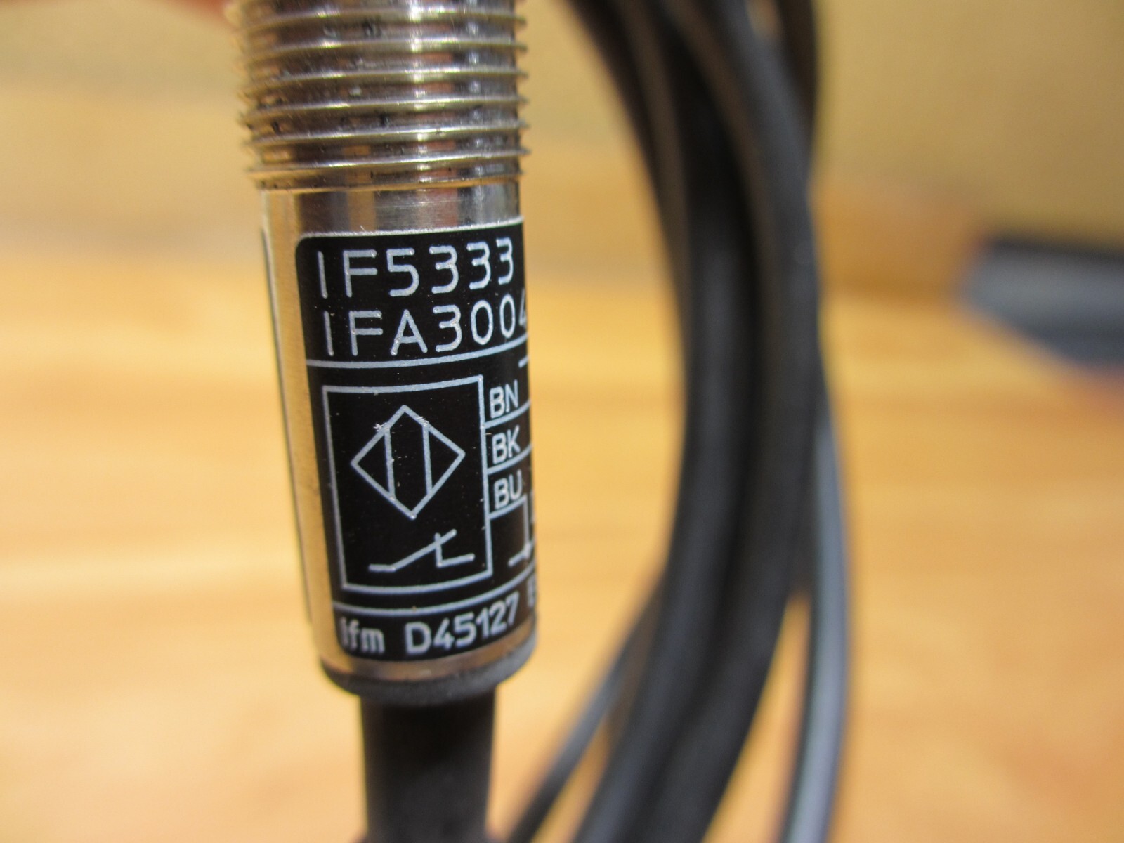 IFM Efector IF5333 *NEW* Inductive Proximity Switch IFA3004-APKG