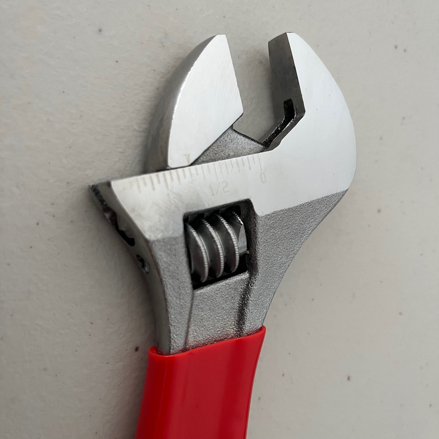 CRESENT WRENCH RED HANDLE 10 IN NICE CONDITION!!
