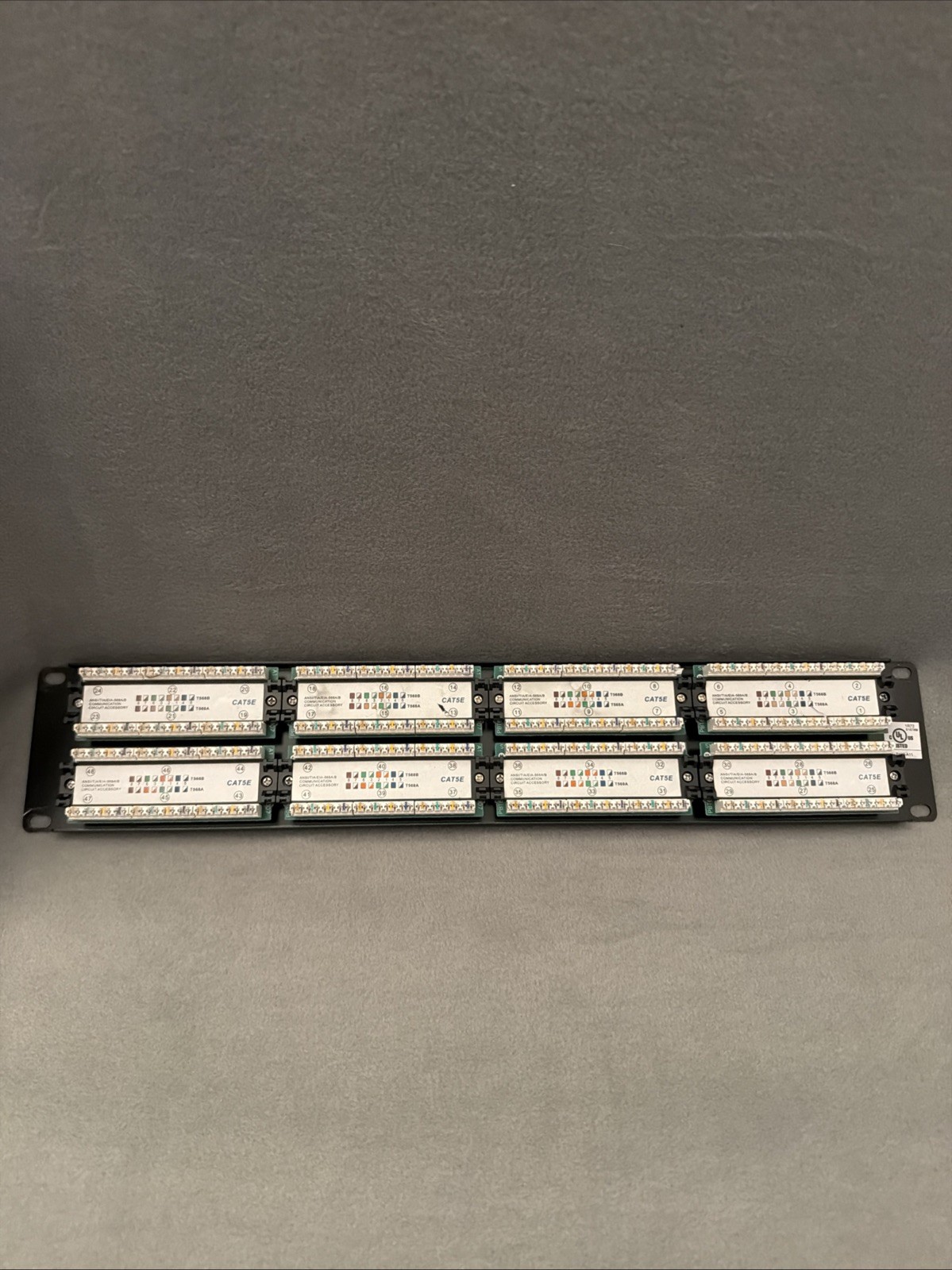 CAT5e GigaMax 48 Port Rack Mount Patch Panel Punchdown 5G596-U48 vertical cable