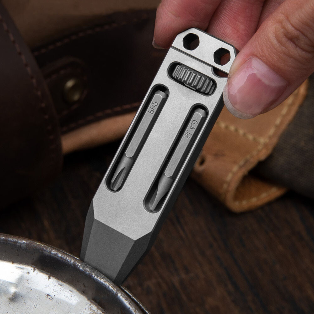 Multifunction Pry Bar Portable Wrench Screwdriver Titanium Alloy Artistic Tools