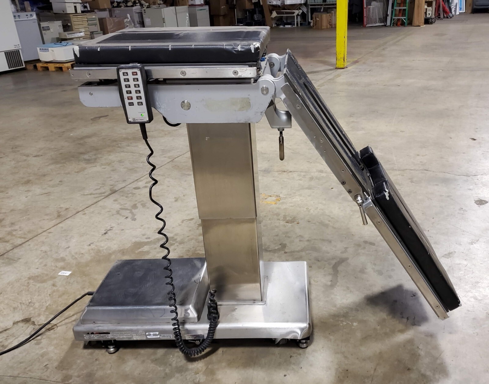 Skytron Ortho 1100 Surgical Table w/Accessories