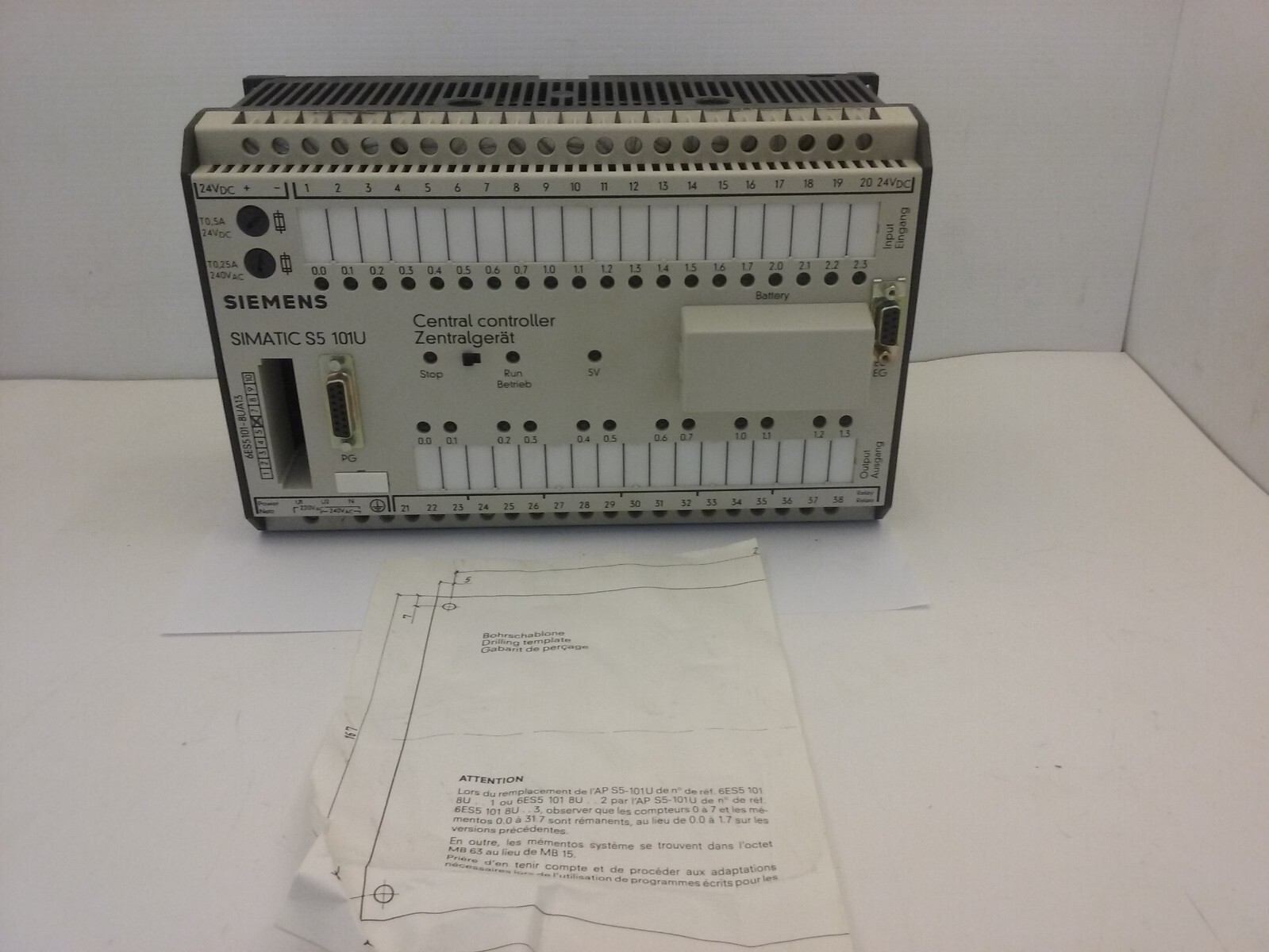 SIEMENS S5-101U EXPANSION UNIT, 20 INPUT, 12 OUTPUT, 220VAC, NIB