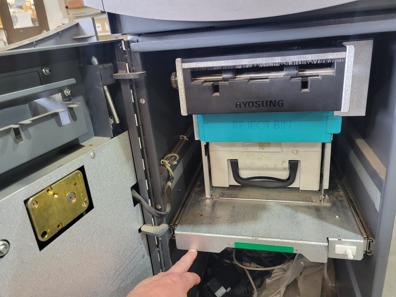 ATM Machine (PARTS)