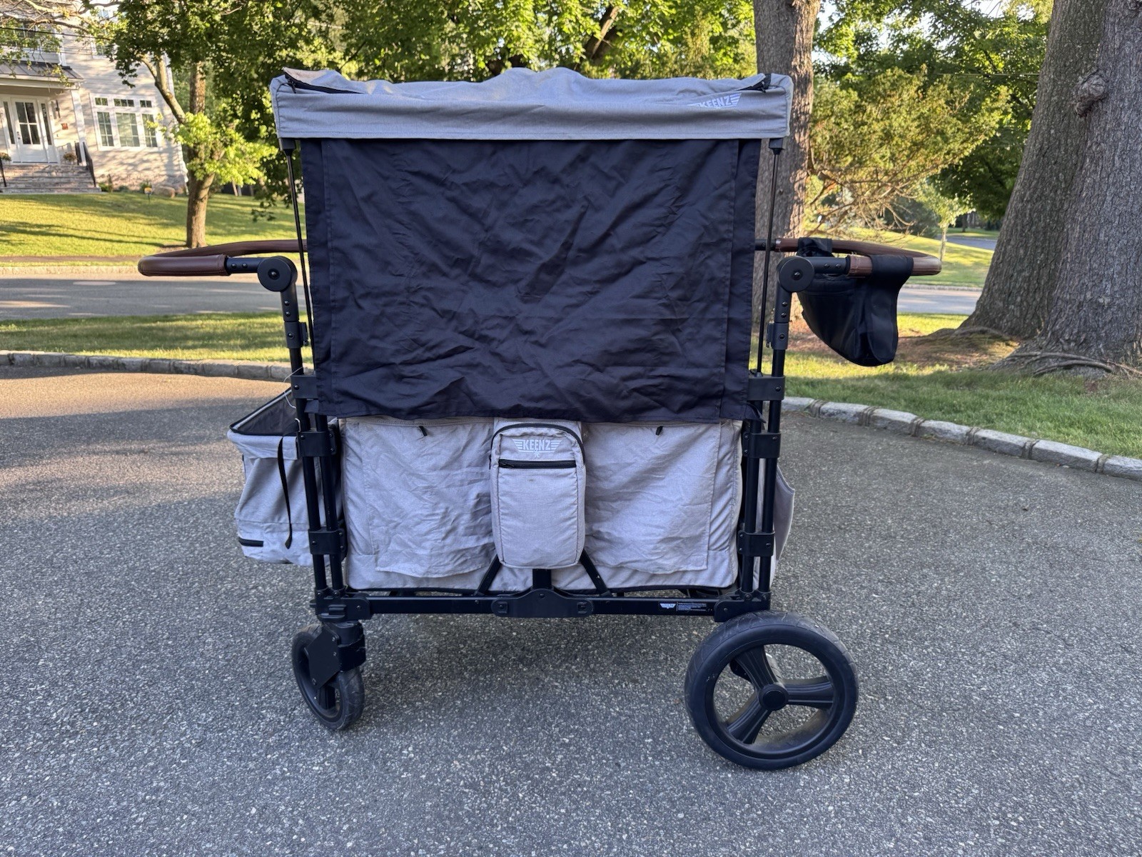 Keenz XC Luxury Comfort Stroller Wagon for 4 Passengers Grey