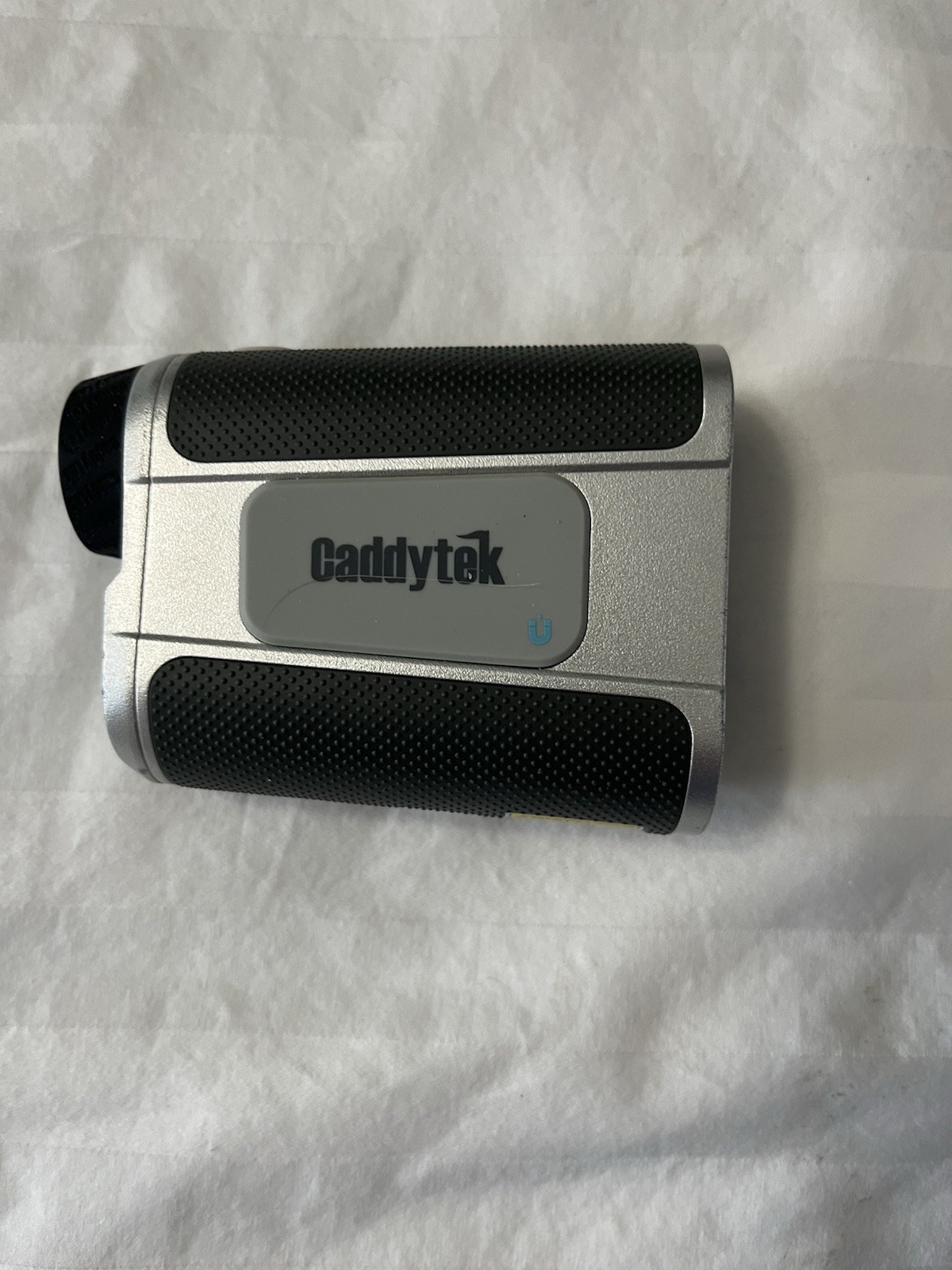 CaddyTek CaddyView V3 Golf Rangefinder - Slope Mode, Pin-Validation & Magnet 6X