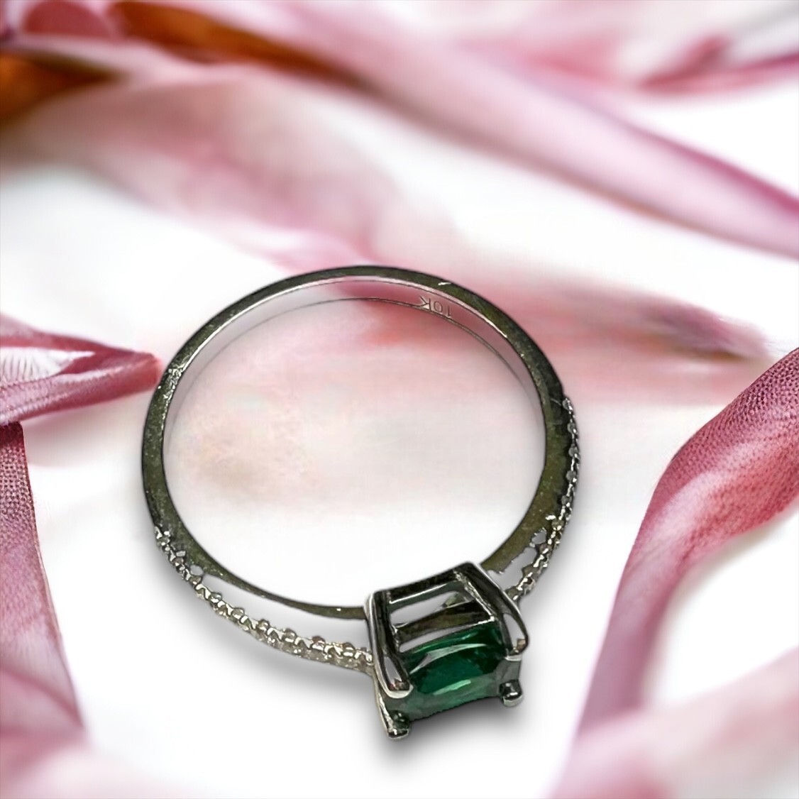 Lab Made Emerald Ring Solid 10K White Gold,, May Gem 20th Anniversary Size 6 1/2