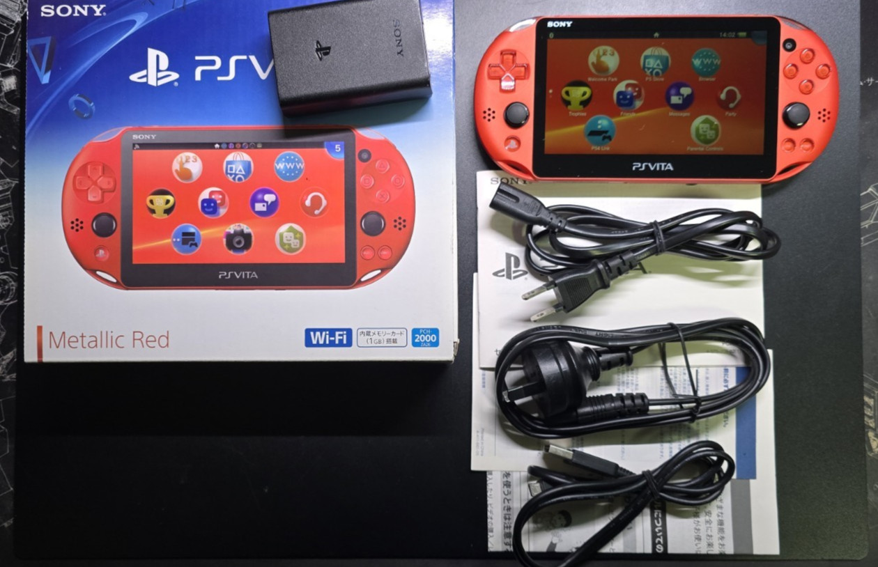 Sony PCH-2000 Playstation PS Vita Wi-Fi Metallic Red Console Complete In Box