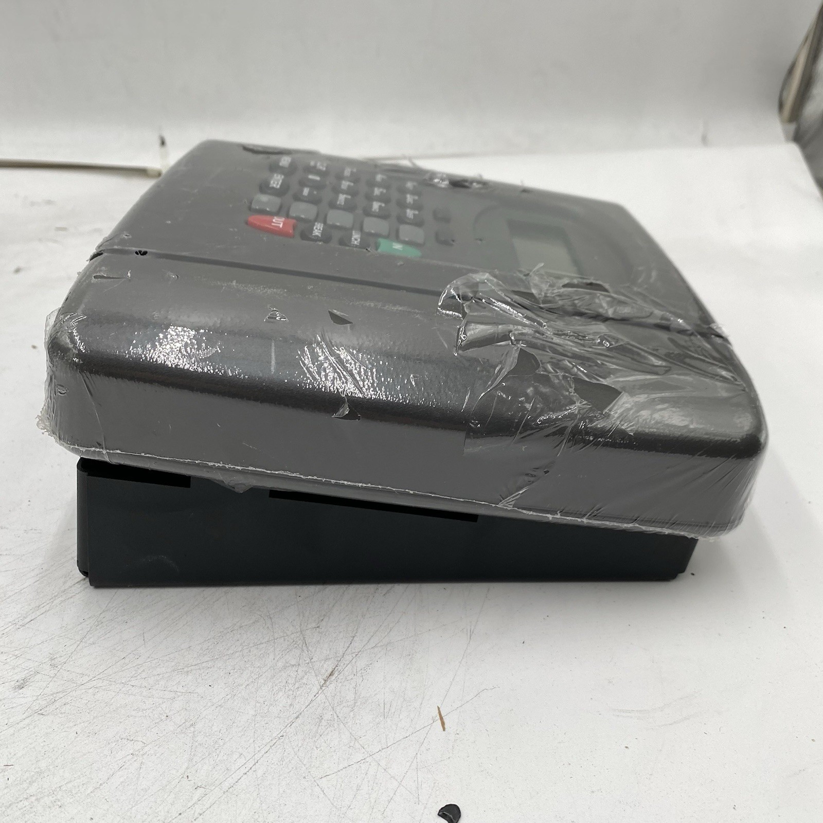 iSolved IQ 550 TIME CL9OCK / NO POWER ADAPTER