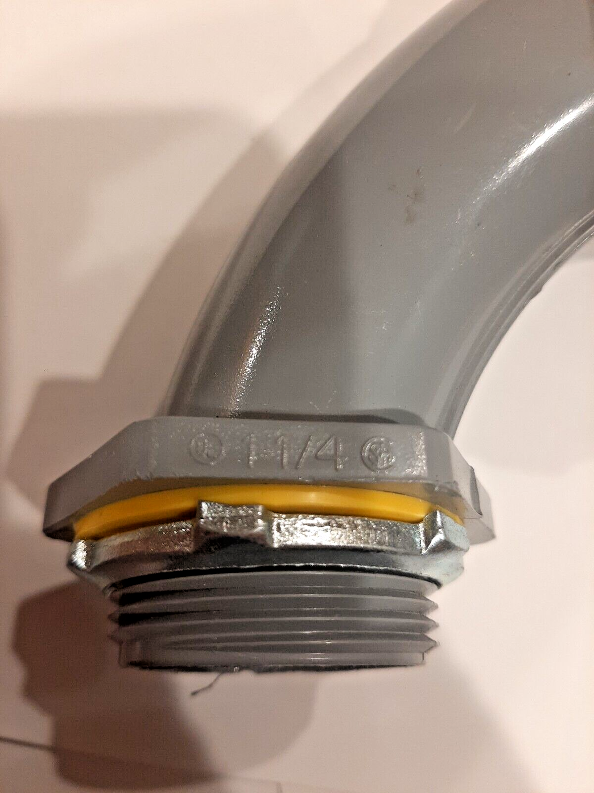 Arlington NMLT90125 1.25" conduit fitting