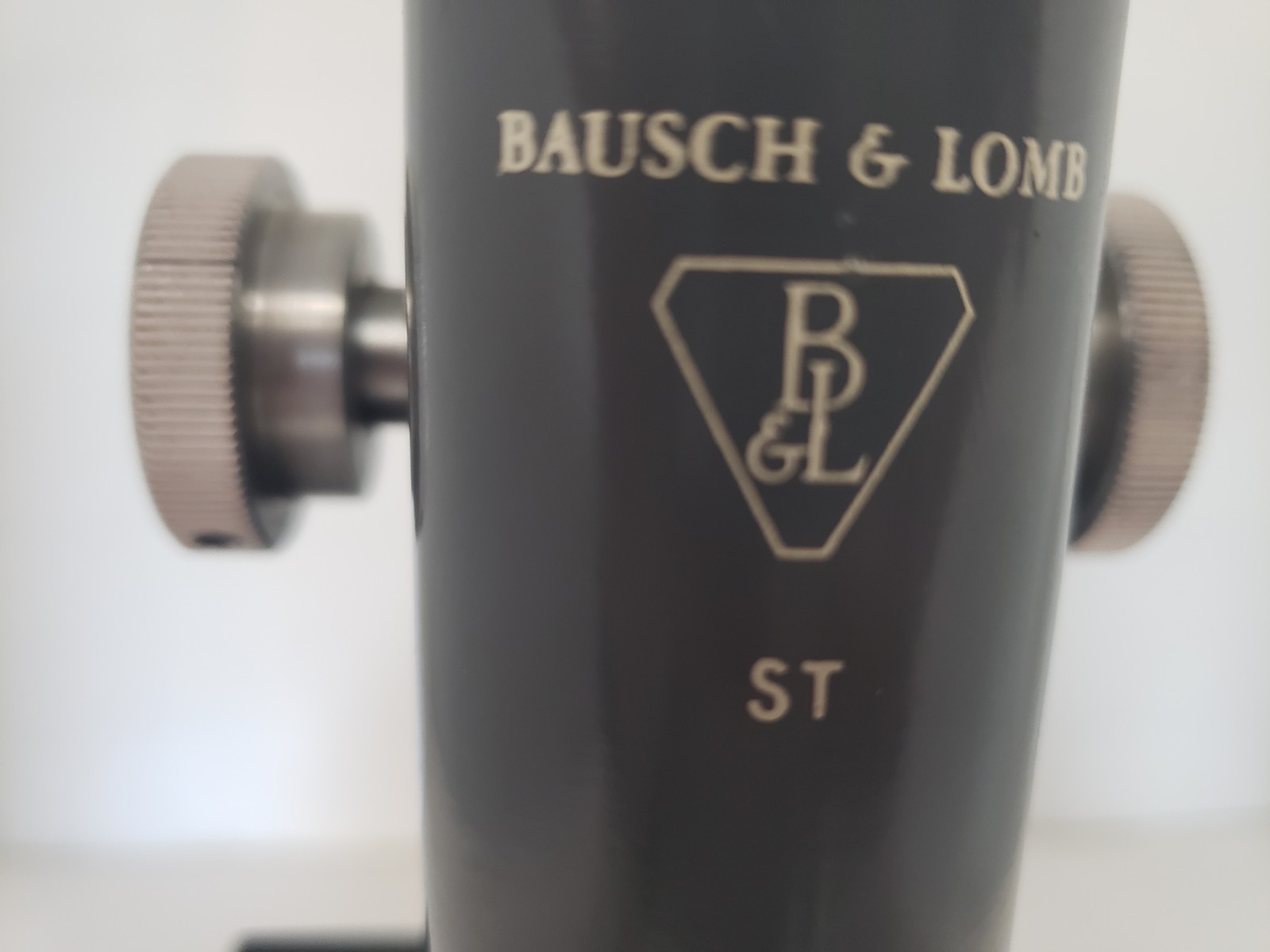 BAUSCH & LOMB ST STUDENT MICROSCOPE, 43X AND 10X (MISSING CLIP)