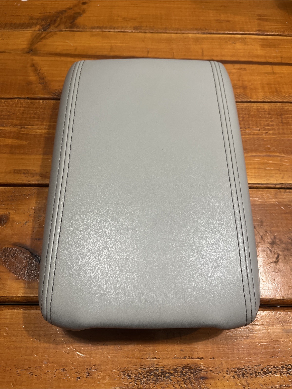 💎 2007-2012 GMC ACADIA ENCLAVE OUTLOOK TRAVERSE Center CONSOLE LID OEM GRAY